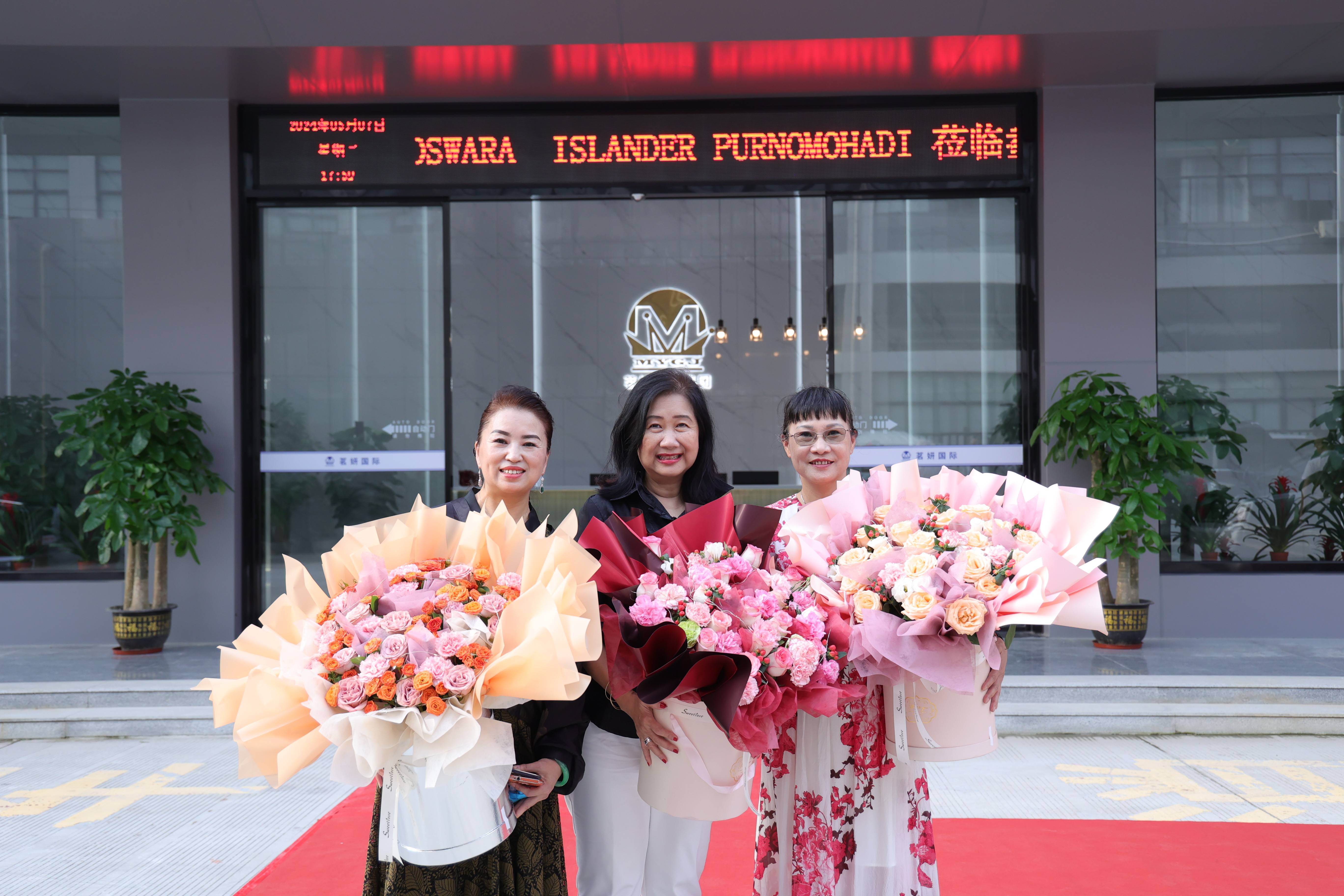 1736740653738421.jpg 3B1A7305(1).jpg